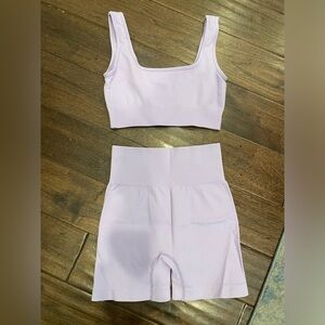Amazon light purple workout set. Shorts and sports bra. Size Small